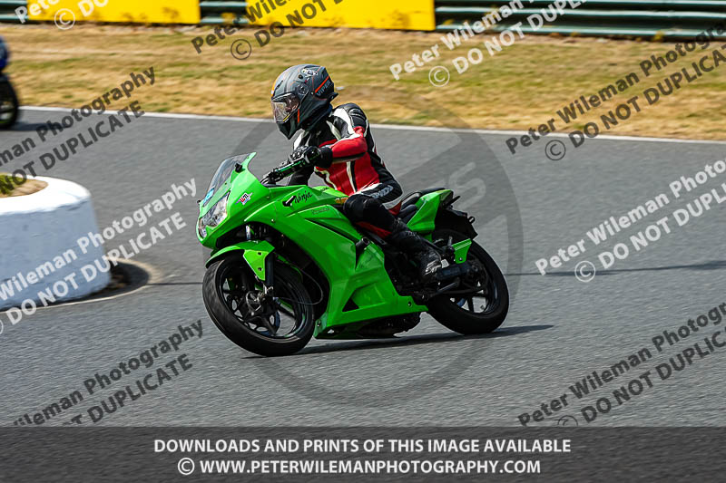 enduro digital images;event digital images;eventdigitalimages;mallory park;mallory park photographs;mallory park trackday;mallory park trackday photographs;no limits trackdays;peter wileman photography;racing digital images;trackday digital images;trackday photos